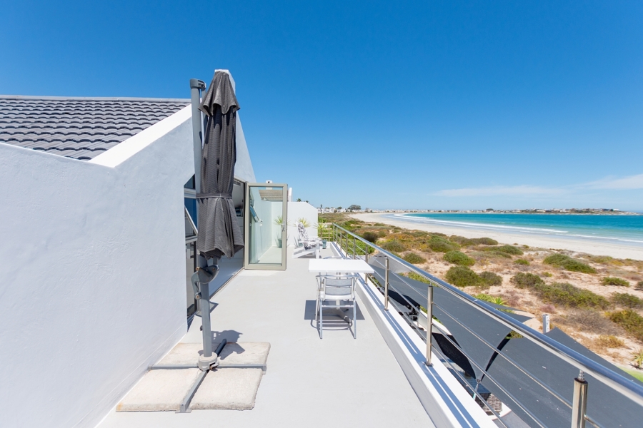 5 Bedroom Property for Sale in Golden Mile Western Cape